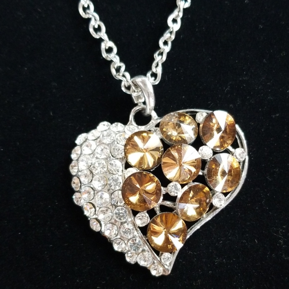 Vintage Crystal Heart Silvertone Pendant Necklace